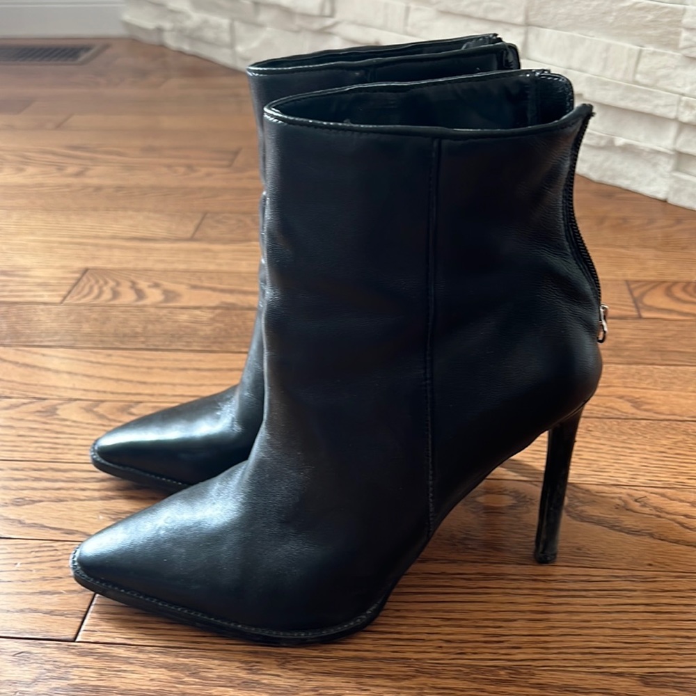 Steve Madden leather heeled boots.